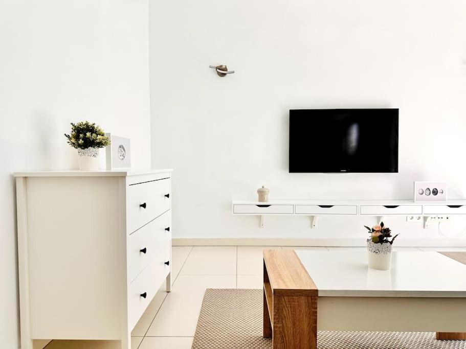 Marina Expo Apartment Lisbon Exterior photo