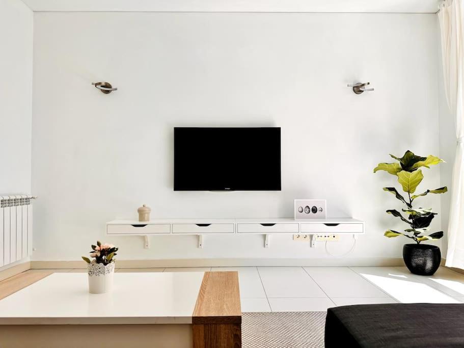 Marina Expo Apartment Lisbon Exterior photo