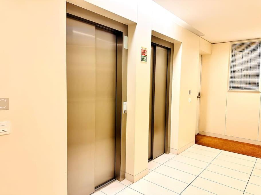 Marina Expo Apartment Lisbon Exterior photo